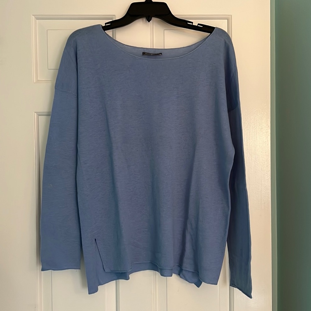 Vince 100% cashmere sweater size small